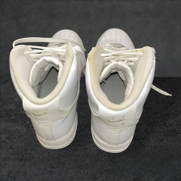 MSRP $130 Nike Air Force 1 High '07 Men's Shoes Sz 10 pre-owned Great condition - Picture 9 of 14